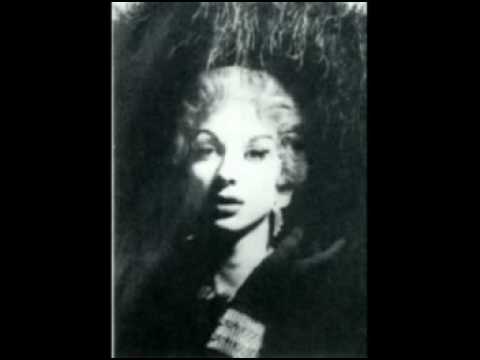 Has Vintage drag queens something Vintage drag queens advise